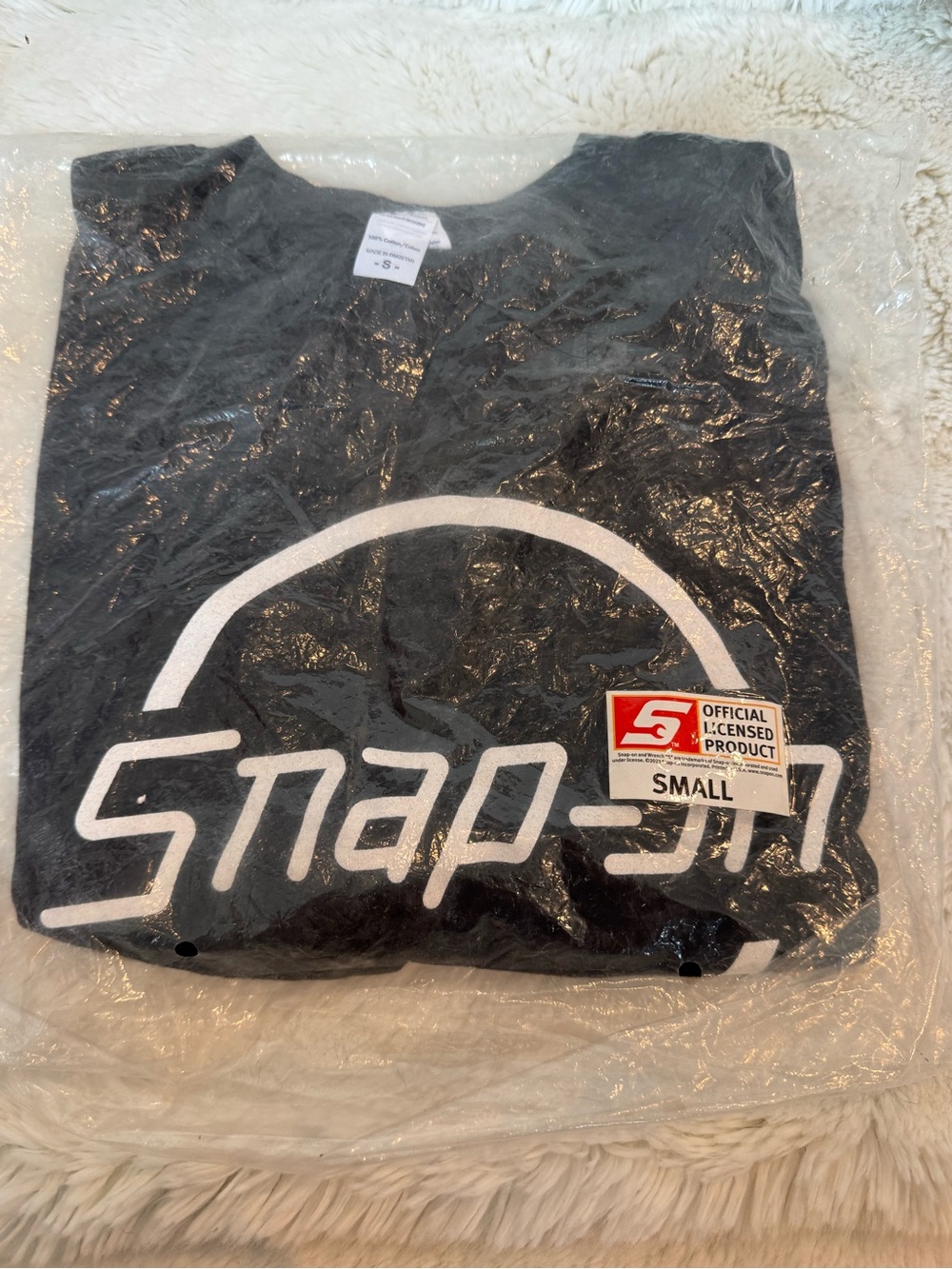 Snap-on MYSTERY Graphic T-Shirt – NEW